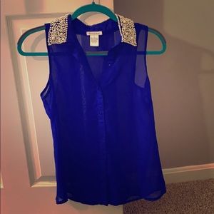 Beautiful pearl neck blouse